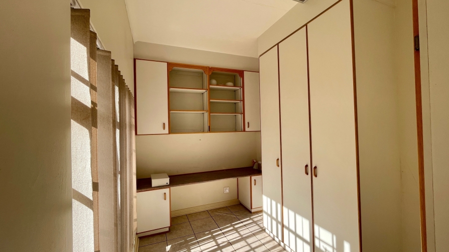 3 Bedroom Property for Sale in Wilkoppies North West